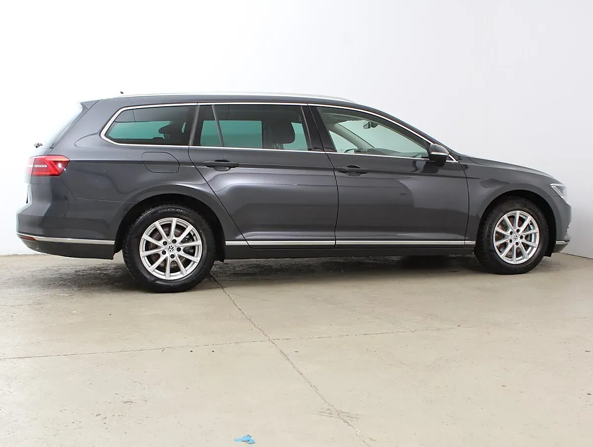 Volkswagen Passat 2019 photo 3