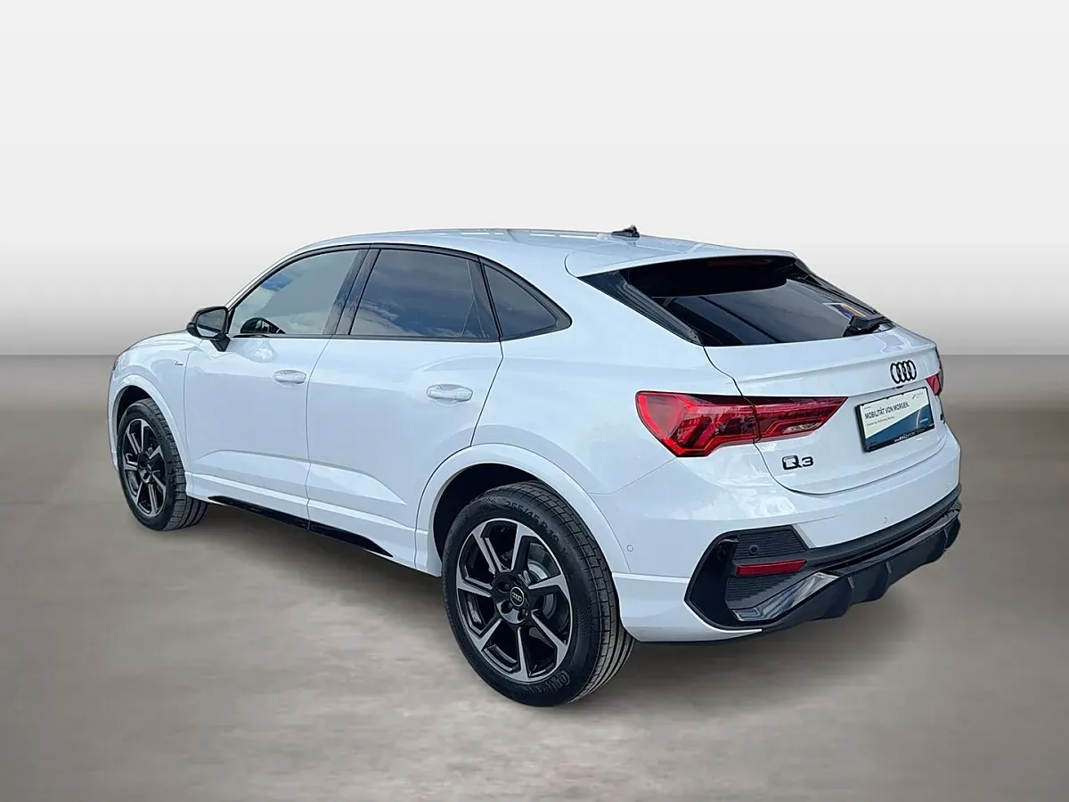 Audi Q3 2026 photo 3
