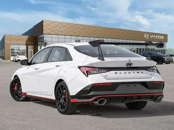 Hyundai Elantra 2026 photo 4