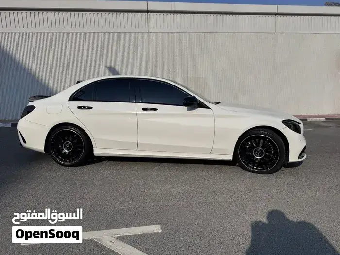 Mercedes-Benz C300 2021 photo 4