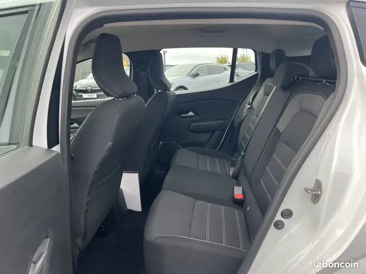 Dacia Sandero 2024 photo 4