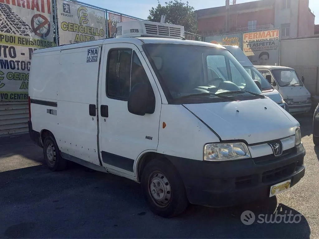 Peugeot Boxer 2005 photo 2