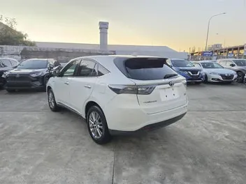 Toyota Harrier 2015 photo 5