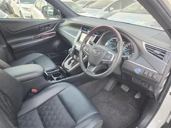 Toyota Harrier 2015 photo 4