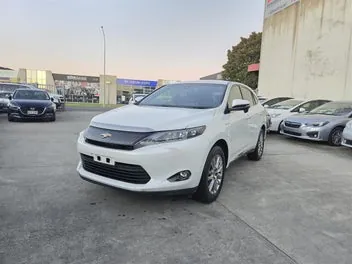Toyota Harrier 2015 photo 2