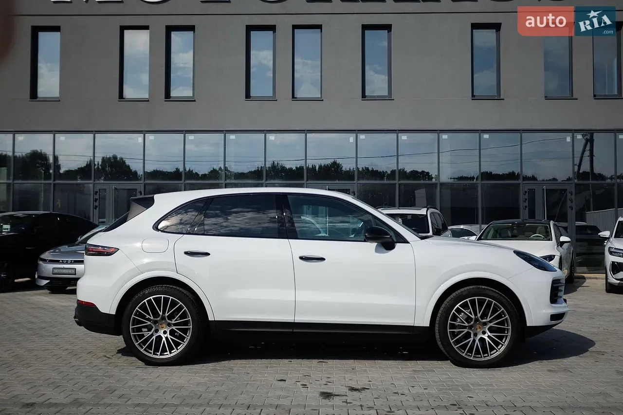 Porsche Cayenne 2022 photo 2