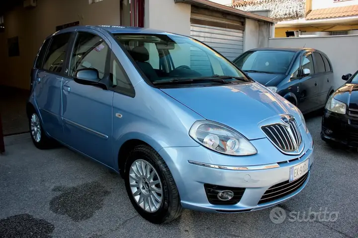 Lancia Musa 2011 photo 3