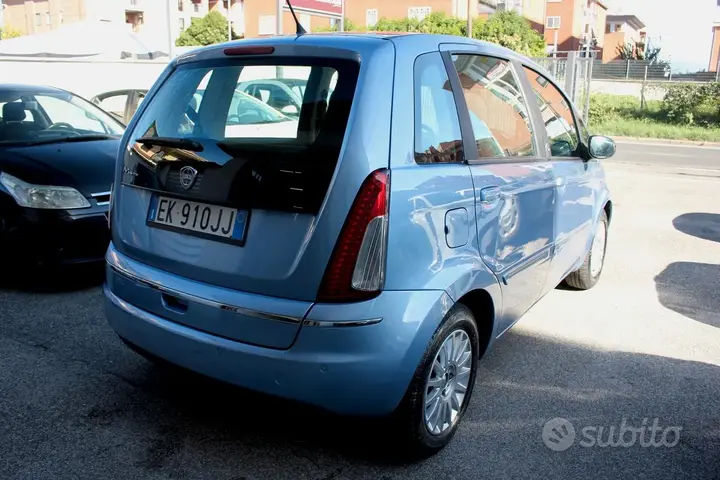 Lancia Musa 2011 photo 4