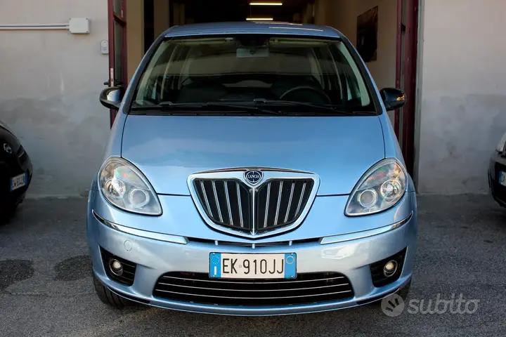 Lancia Musa 2011 photo 2