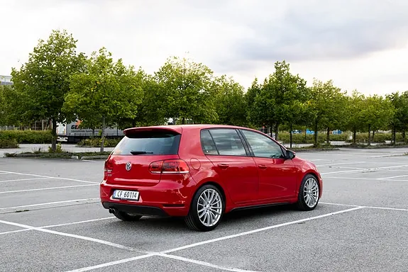 Volkswagen Golf Vi 2011 photo 4