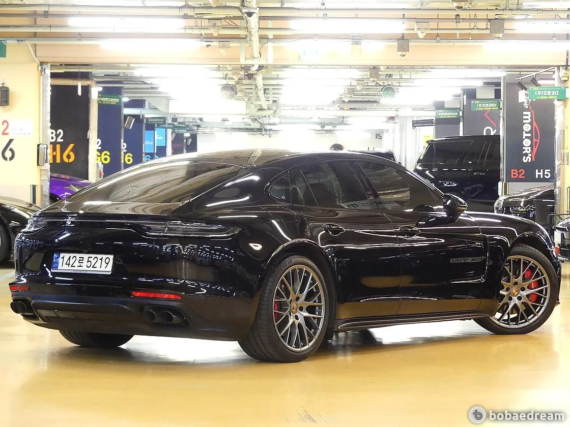 Porsche Panamera 2021 photo 3