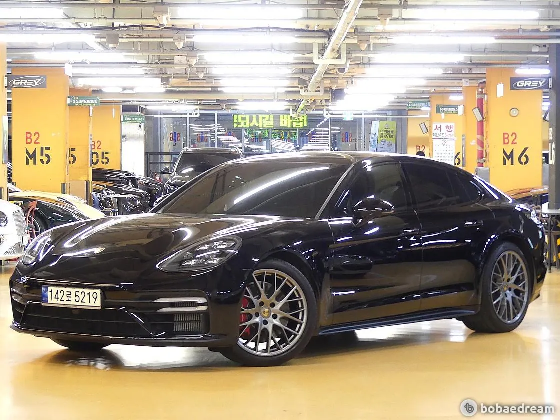 Porsche Panamera 2021 photo 2