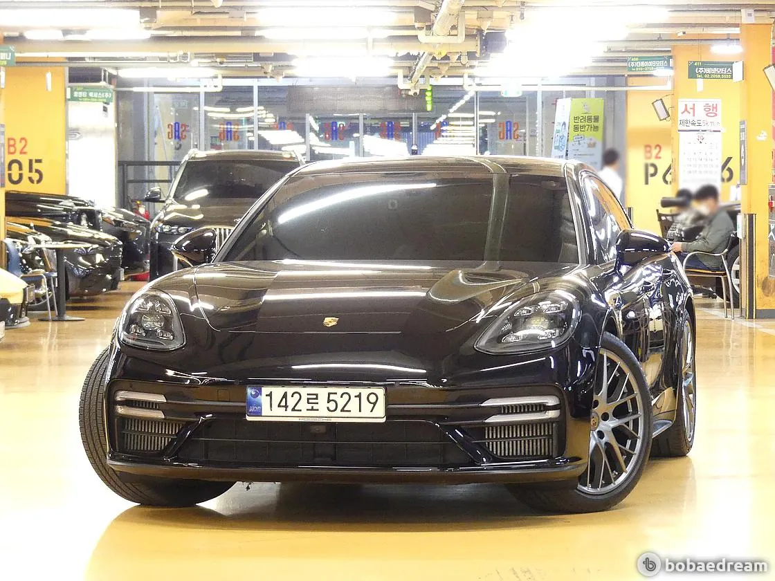 Porsche Panamera