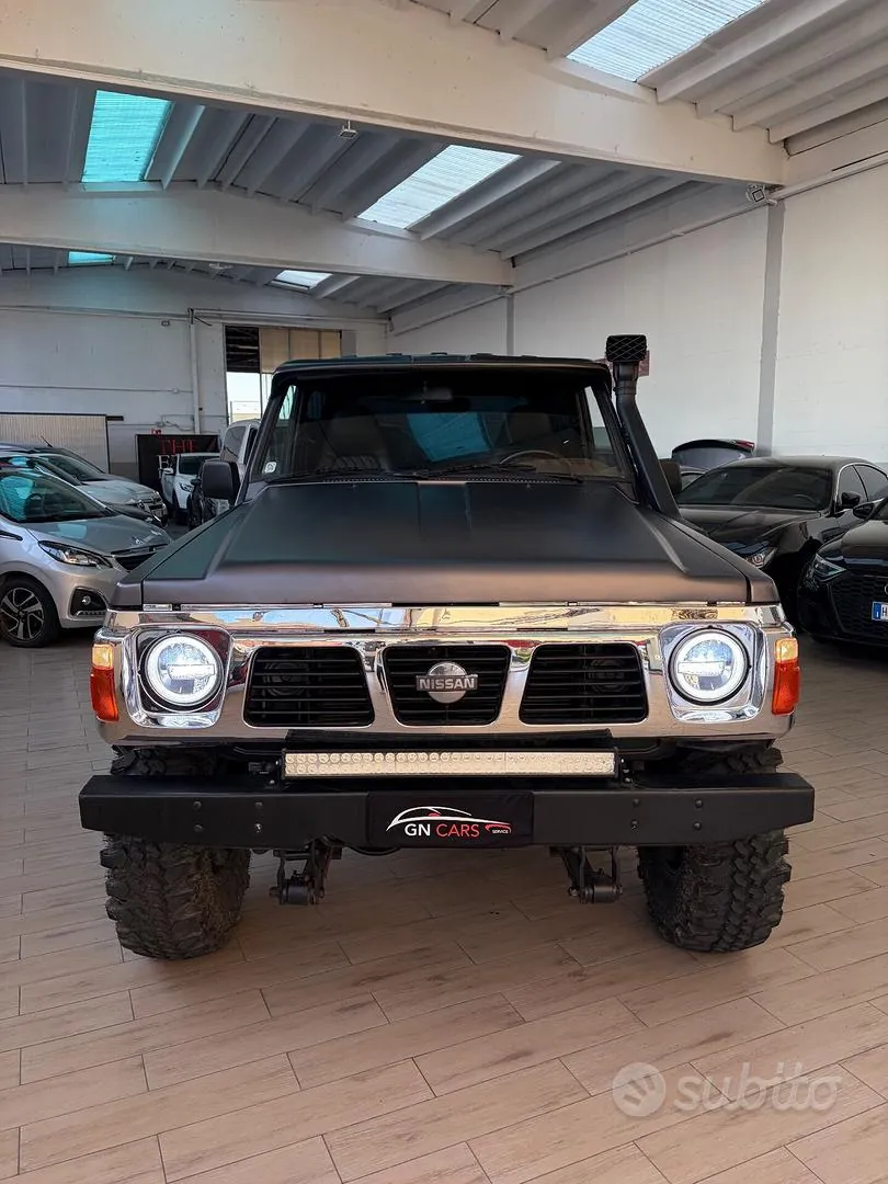 Nissan Patrol 1989 photo 2