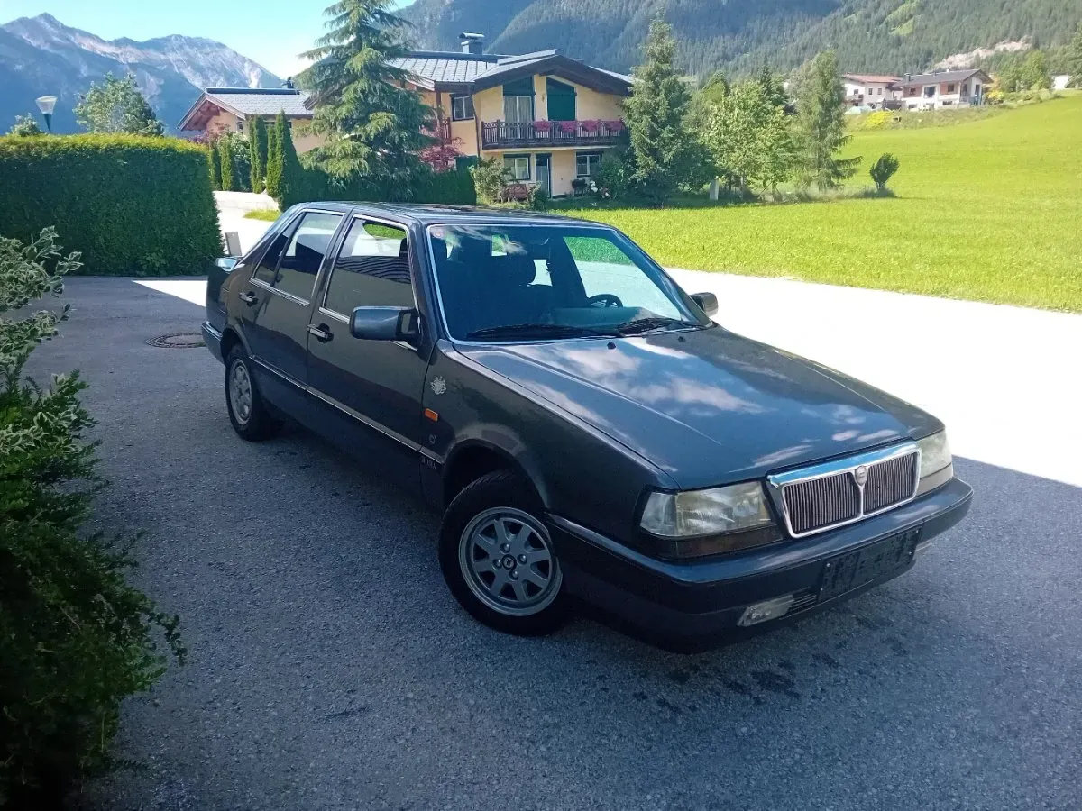 Lancia Thema
