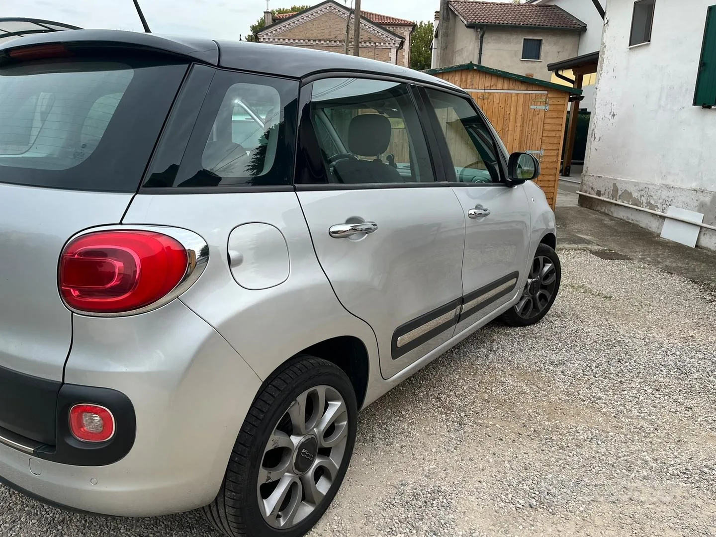 Fiat 500L 2014 photo 2