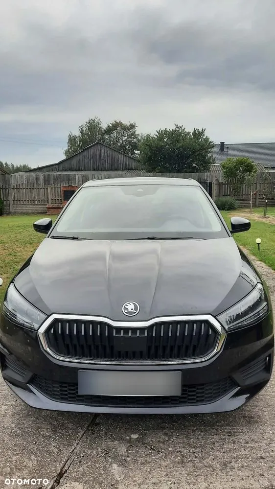Skoda Fabia 2022 photo 4