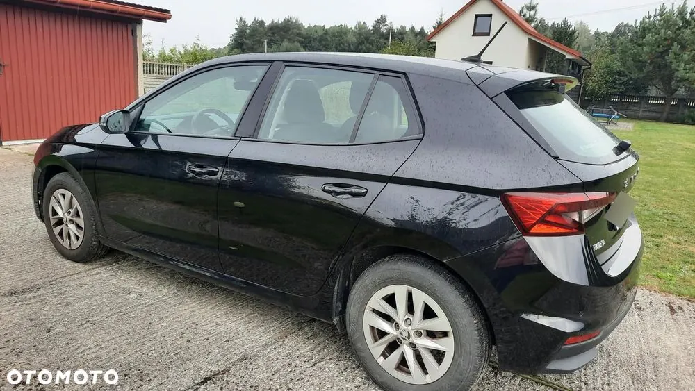 Skoda Fabia 2022 photo 3