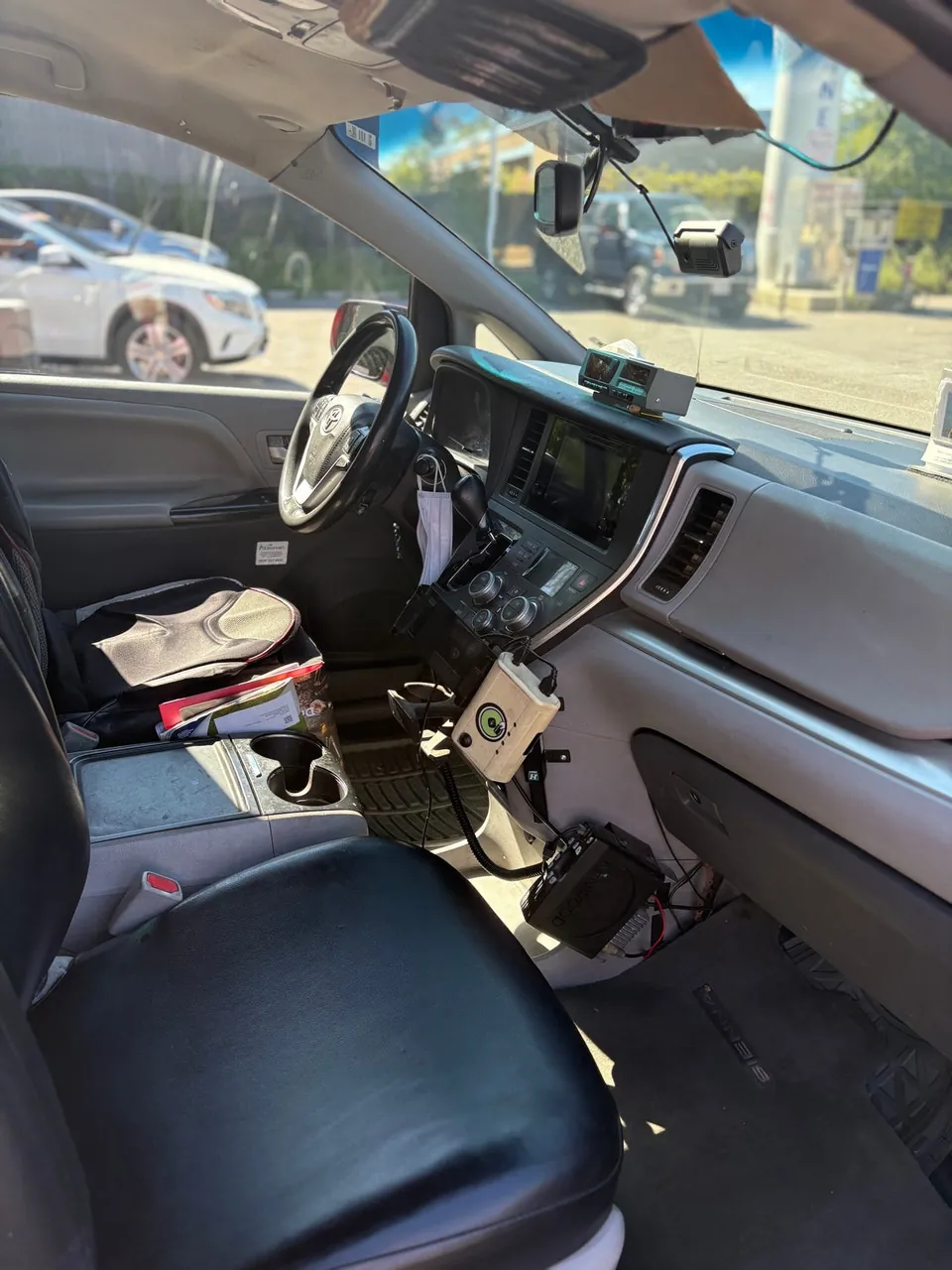Toyota Sienna 2016 photo 3