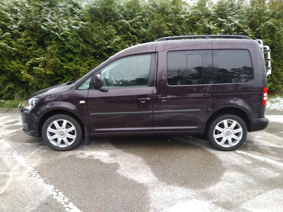 Volkswagen Caddy 2011 photo 2
