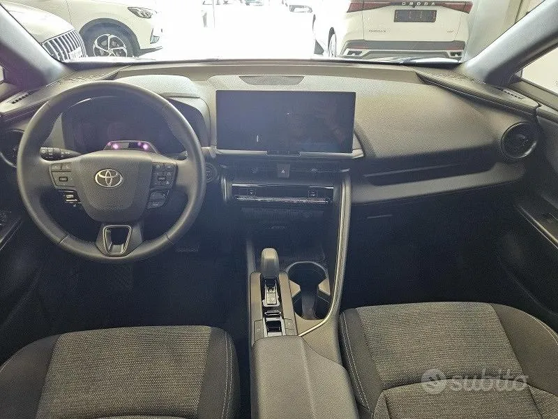 Toyota C-Hr 2025 photo 5