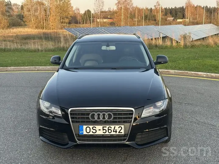 Audi A4 2008 photo 2
