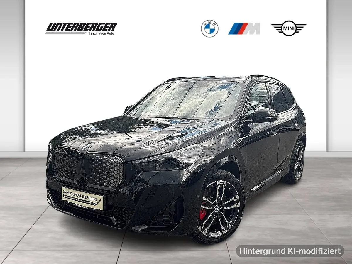 BMW Ix1