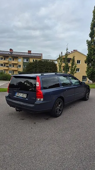 Volvo V70 2002 photo 2