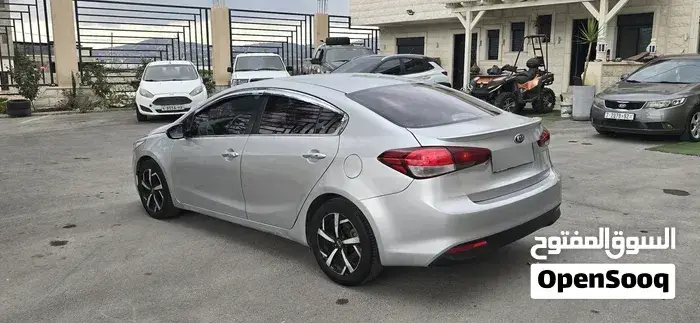 Kia K3 2017 photo 2