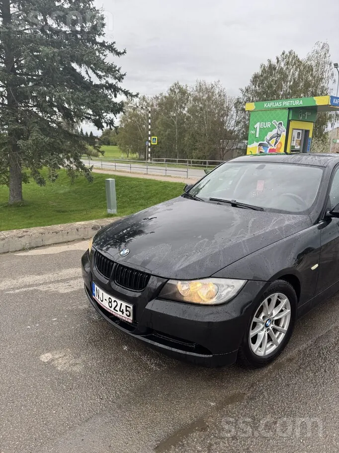 BMW 320 2007 photo 4
