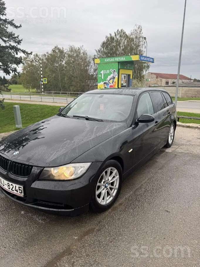 BMW 320 2007 photo 3