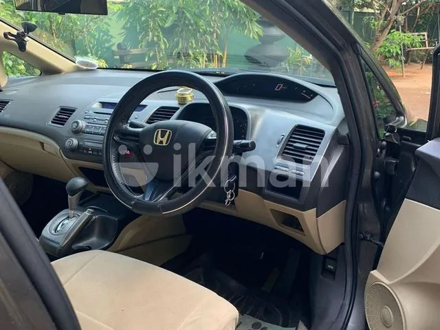 Honda Civic 2008 photo 2