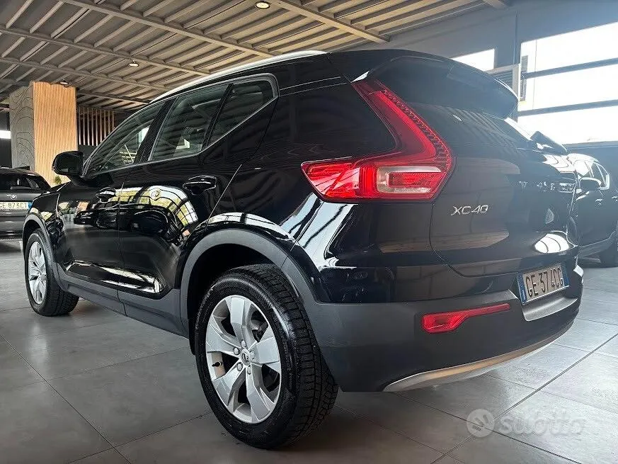 Volvo Xc40 2021 photo 2