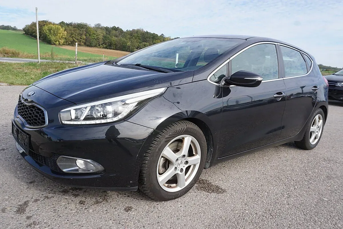 Kia Ceed 2014 photo 3
