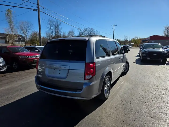 Dodge Grand Caravan 2017 photo 5