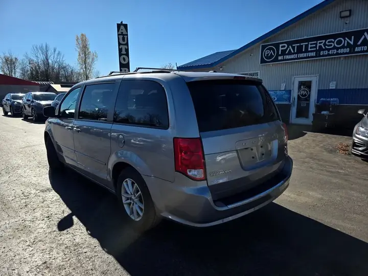 Dodge Grand Caravan 2017 photo 3