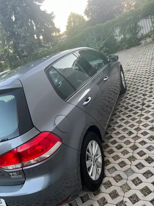 Volkswagen Golf 2012 photo 3