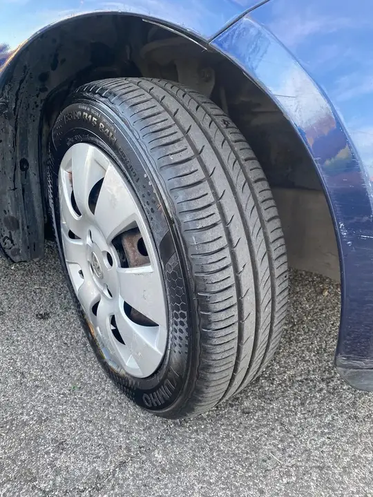 Toyota Yaris 2007 photo 4