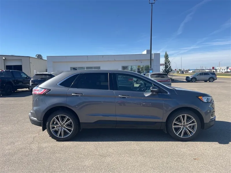 Ford Edge 2024 photo 2