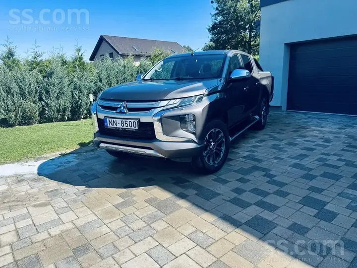 Mitsubishi L200