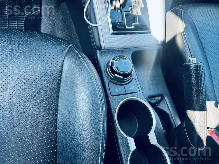 Mitsubishi L200 2022 photo 2
