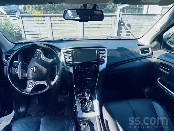Mitsubishi L200 2022 photo 4