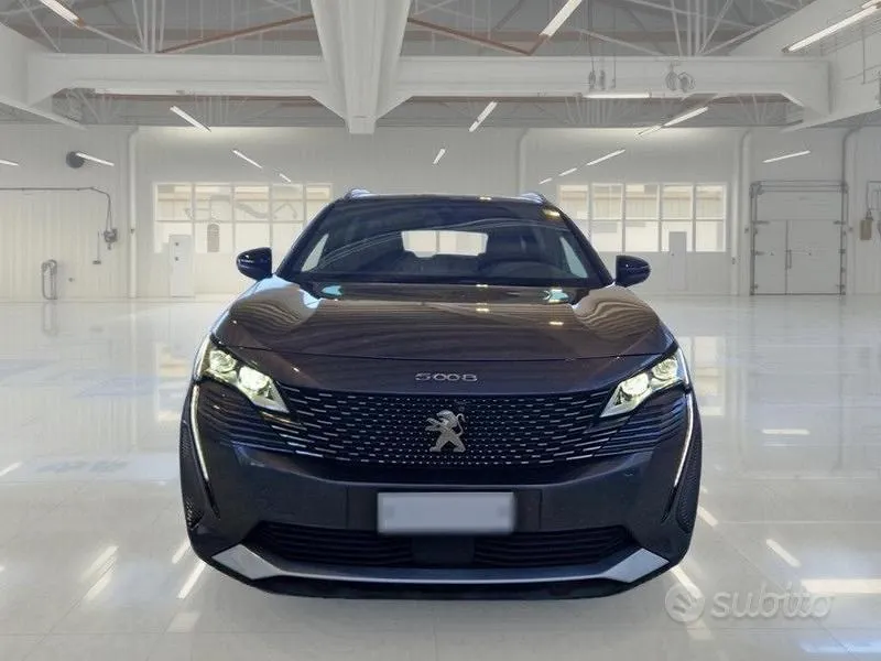 Peugeot 5008 2021 photo 2