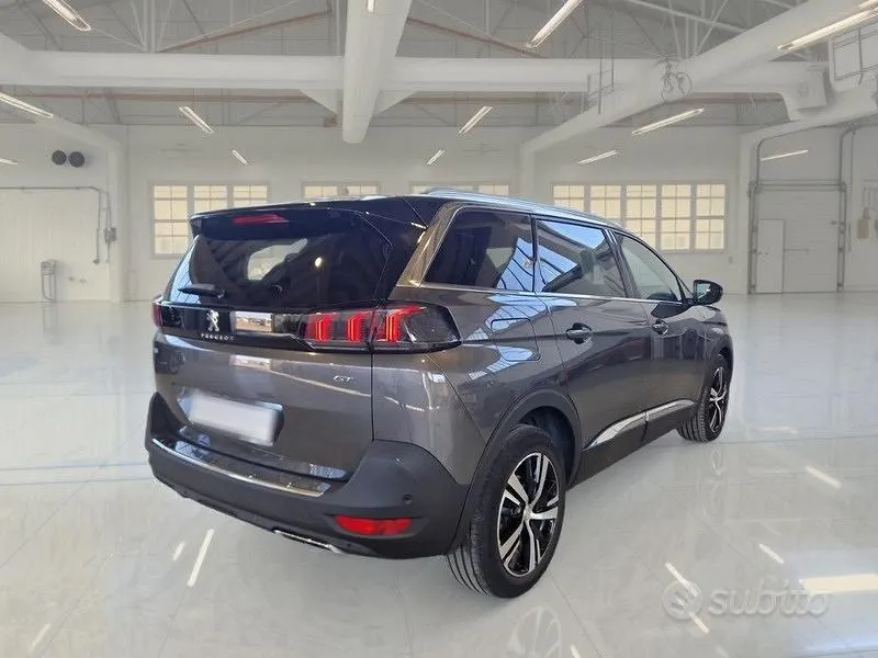 Peugeot 5008 2021 photo 4