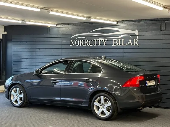 Volvo S60 2011 photo 3
