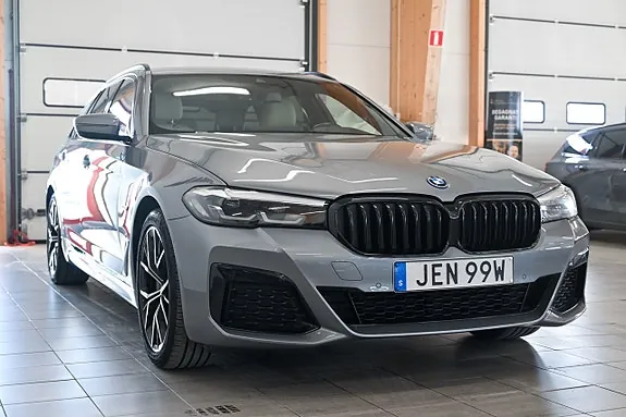 BMW 530E 2023 photo 4