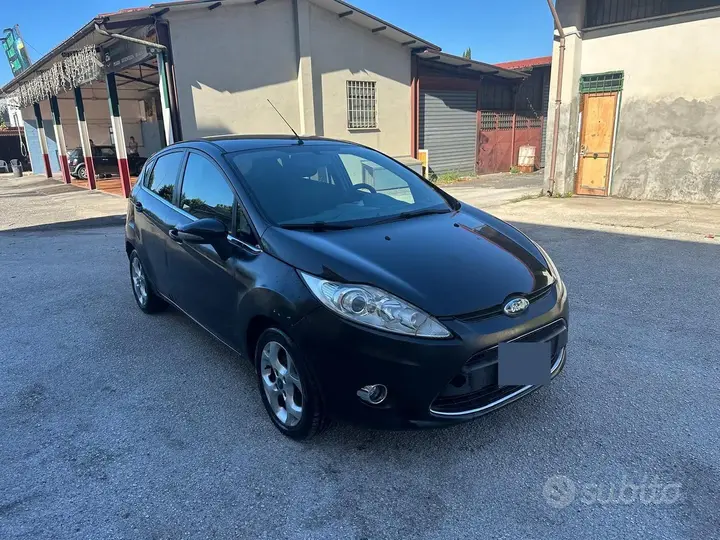 Ford Fiesta 2009 photo 4
