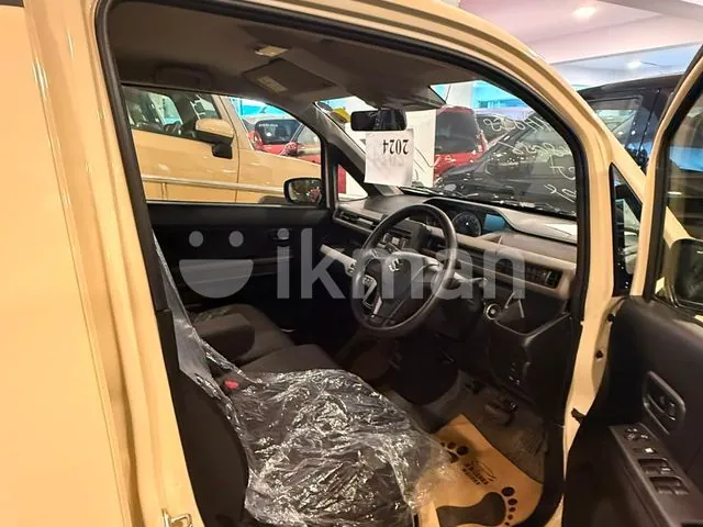Suzuki Wagon R Fx 2024 photo 4