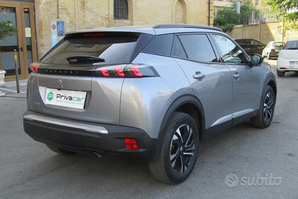 Peugeot 2008 2023 photo 5