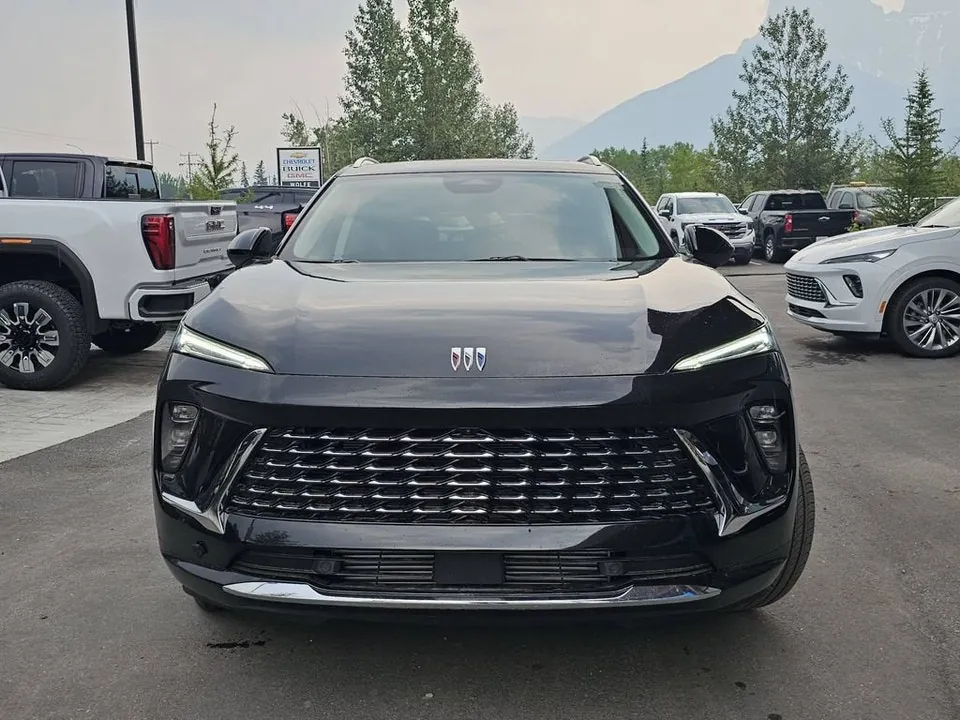 Buick Envision 2026 photo 2